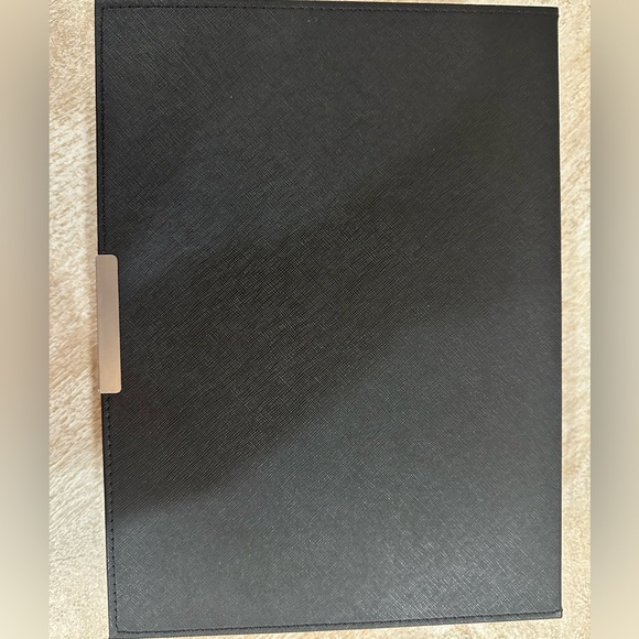 NIB Tea Box. 6 sections. Black. - Picture 2 of 7